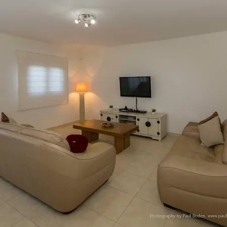 Vista Papagayo Villa *